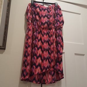 EXPRESS strapless hundreds XL